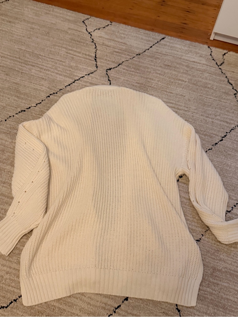 American Eagle Open-Front Chunky Knit Cardigan in Cream - Medium - Picture 3 of 6